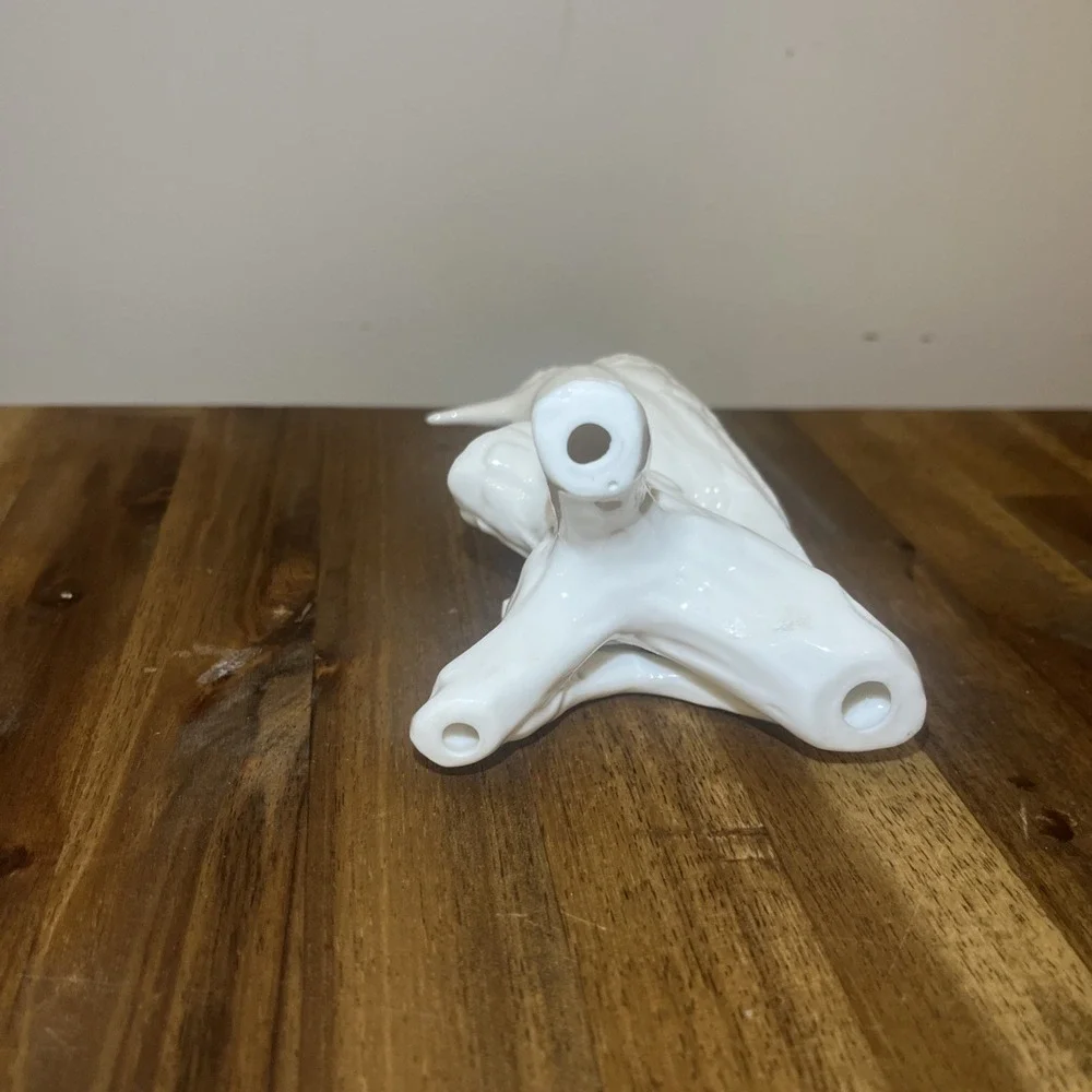 Vintage Hummingbird at Rest Figurine, Glossy White Porcelain Bird 5.5' Cottage